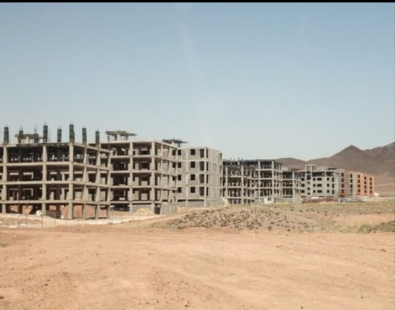 ساخت ۵۵۰ خانه جدید برای مددجویان لرستان